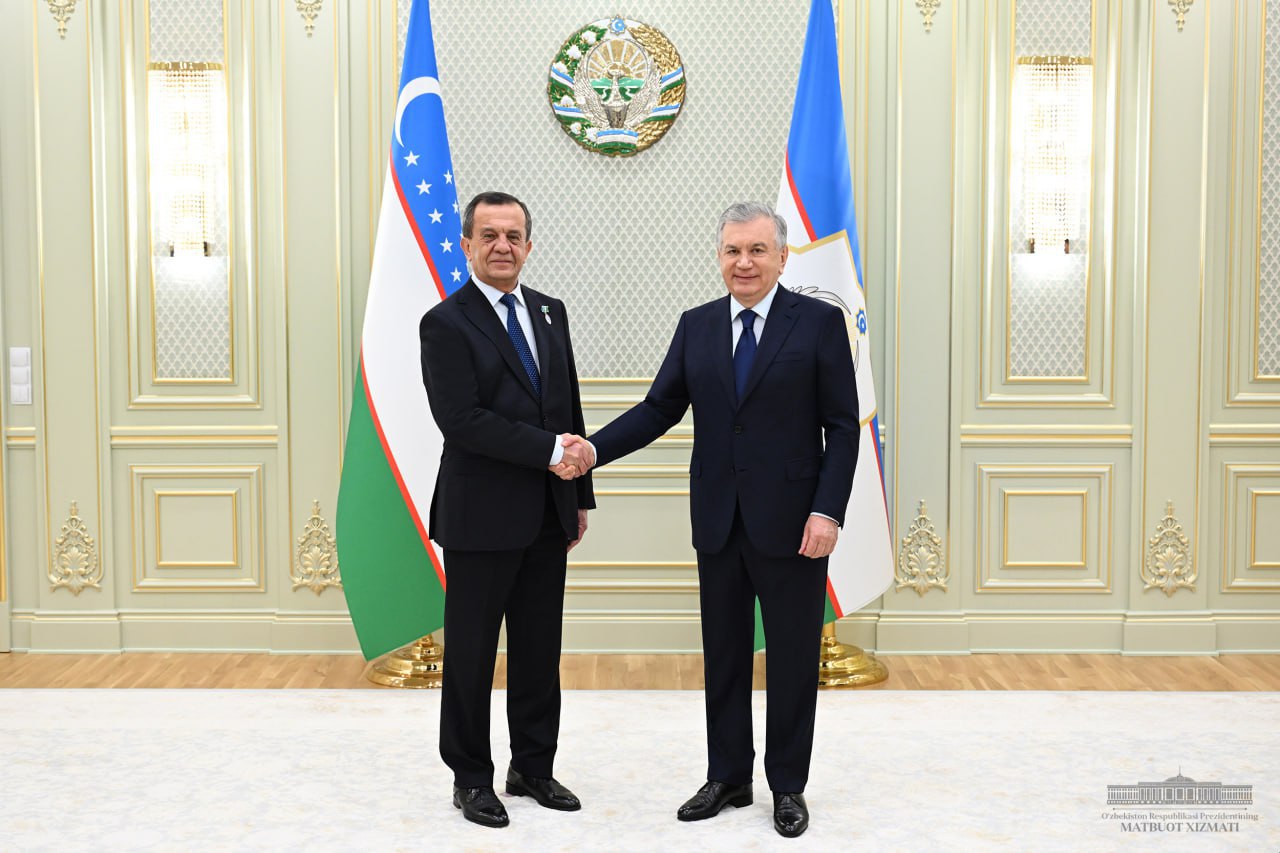 752a8c40-3161-c80f-7b26-783cbae4f39e_lists_7099