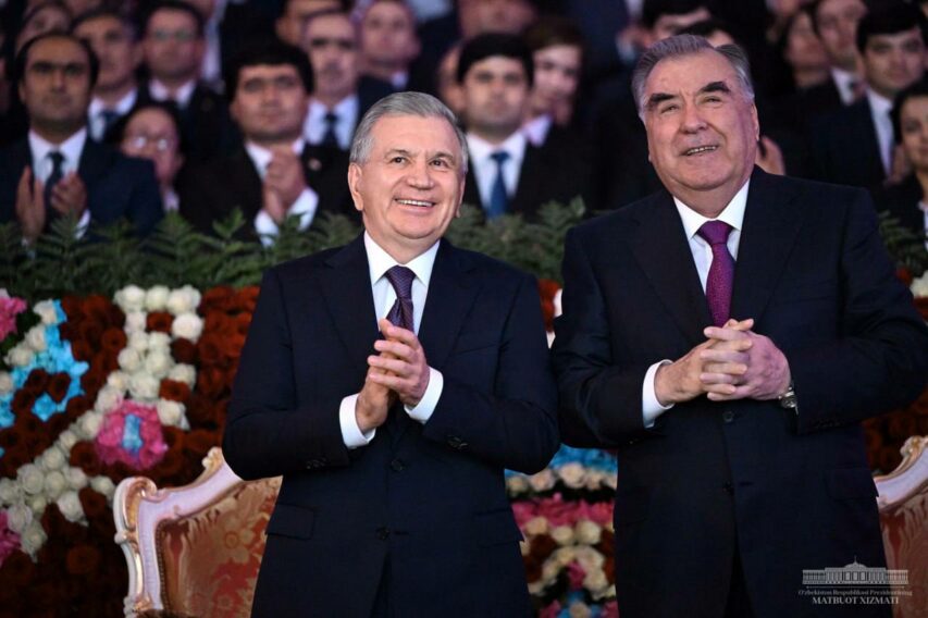 65b1676d-a125-c7b8-625f-5b647e28052e_lists_slider_7180